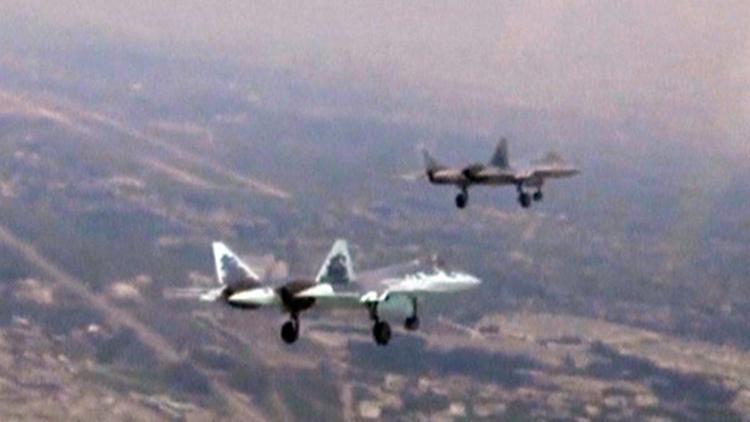 Rusya Suriyede Su-57 uçağı test etti