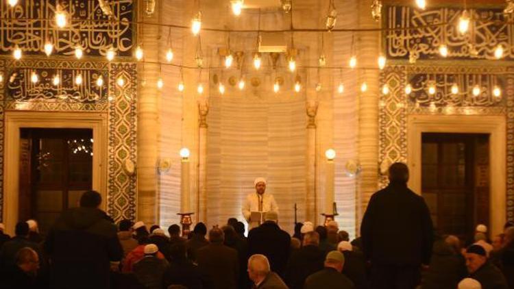 Selimiye Camii, kandilde doldu