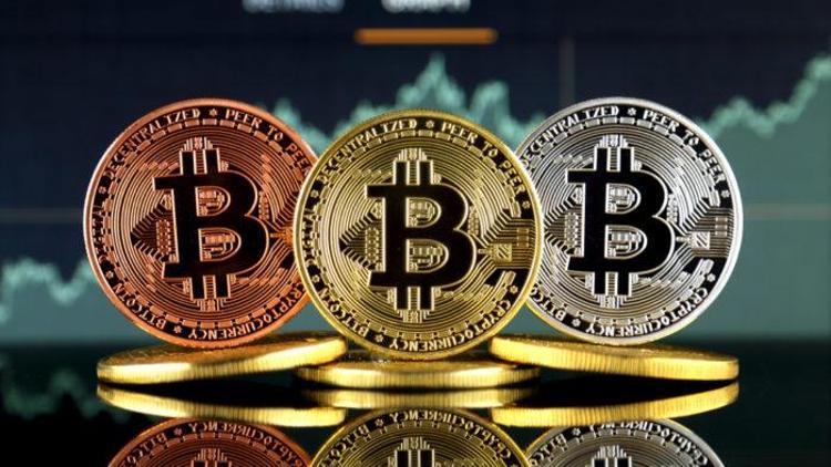 Bitcoin bir yıldır ilk kez 5 bin doların altına geriledi