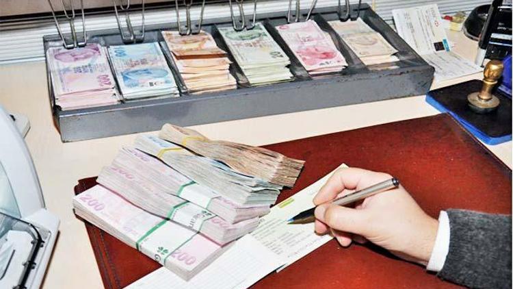 Bankalara 10 ayda 17 milyon çek ibraz edildi