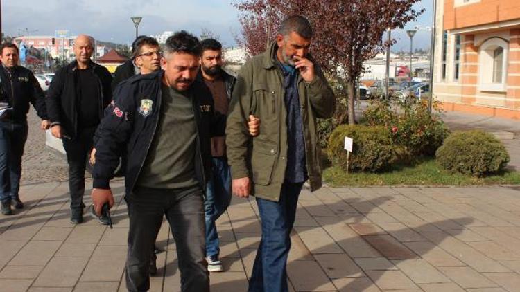 Kastamonudaki DEAŞ operasyonunda gözaltına alınan 3 kişi tutuklandı