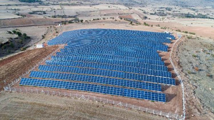 CW Enerjiden 1.2 megavatlık güneş santrali