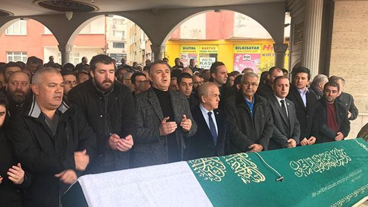 Beşiktaşlılar Gökhan Keskinin babasının cenazesinde buluştu