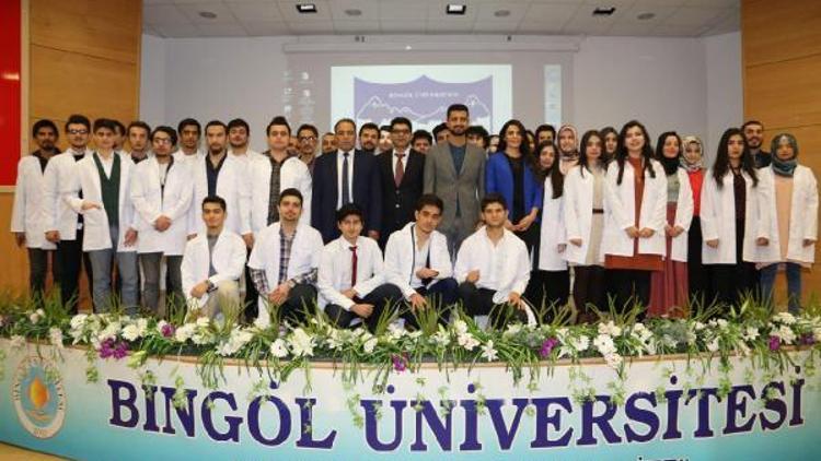Bingöl’de Diş Hekimliği Fakültesi’nin ilk öğrencileri önlük giydi
