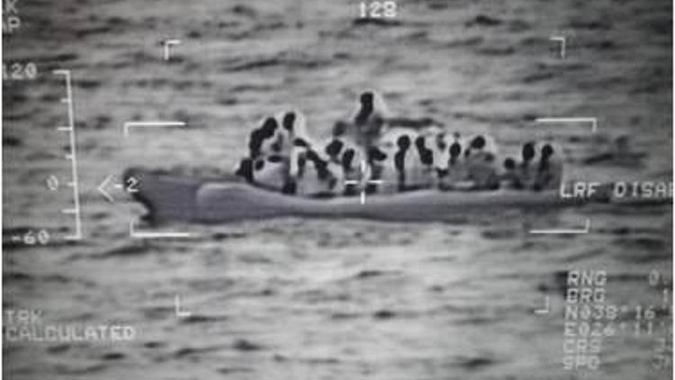 İzmirde 83 göçmen yakalandı