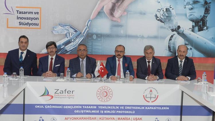 Geleceğin tasarımcılarını yetiştirecek projede imzalar atıldı