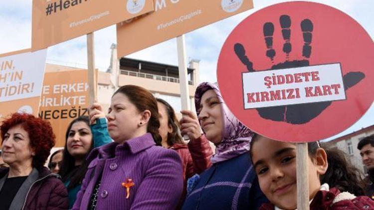 Çanakkalede AK Kadınlardan, şiddete hayır yürüyüşü