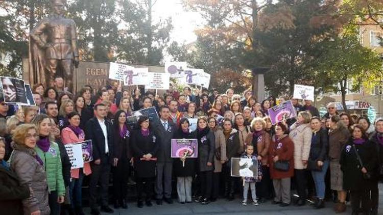 CHPli kadınlar, kadına şiddeti kınadı