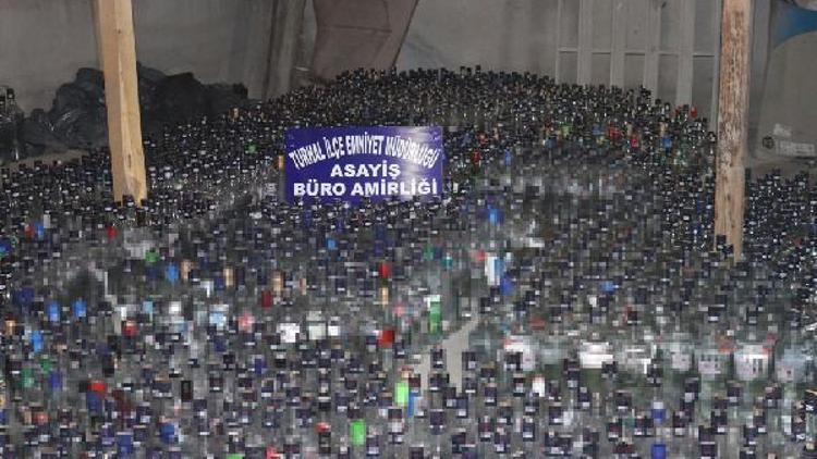 Tokatta 708 şişe sahte rakı ele geçirildi, 1 kişi tutuklandı
