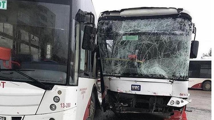 Belediye otobüsleri çarpıştı: 18 yaralı