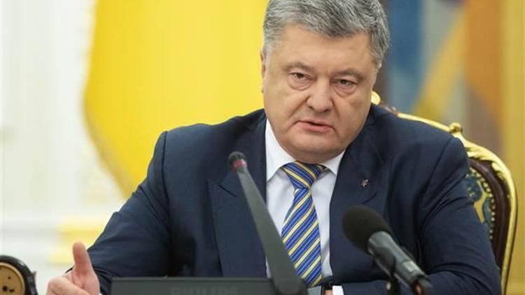 Son dakika... Ukrayna Başkanı sıkıyönetim kanununu imzaladı