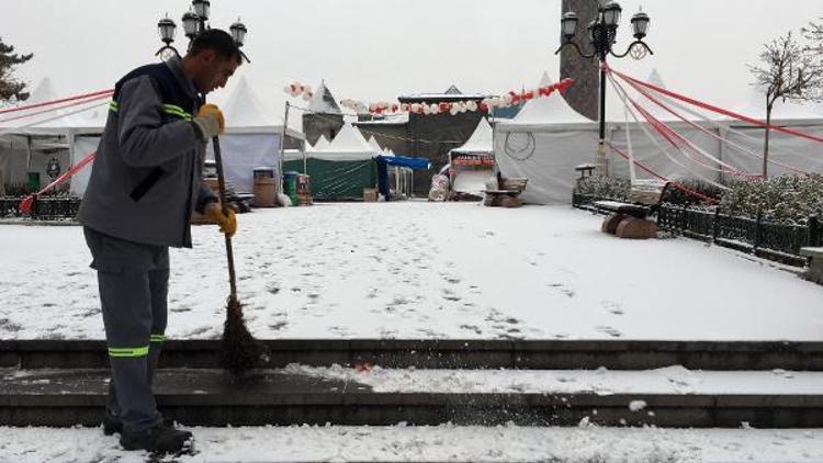 Erzurum beyaza büründü