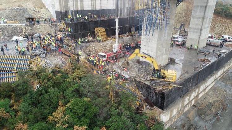 Gebzede viyadük inşaatı sırasında beton blok düştü; 4 işçi enkaz altında kaldı/ Ek fotoğraflar