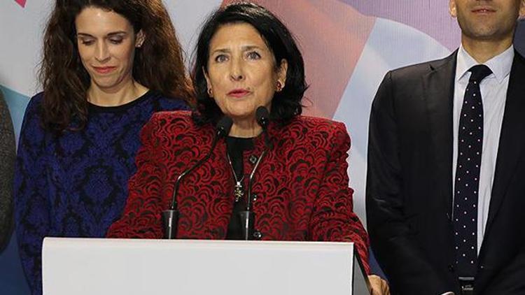 Salome Zurabişvili kimdir Gürcistanın ilk kadın cumhurbaşkanı