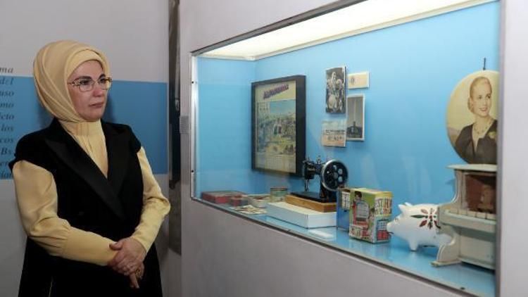 Emine Erdoğan Evita Müzesi’ni ziyaret etti