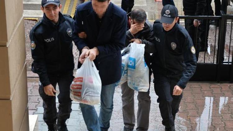 Adanada 32 FETÖ şüphelisinden 19u tutuklandı