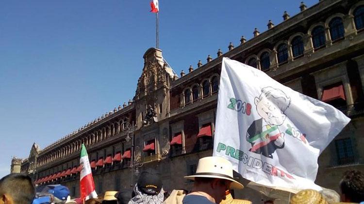 Meksikanın yeni Devlet Başkanı Obrador yemin etti