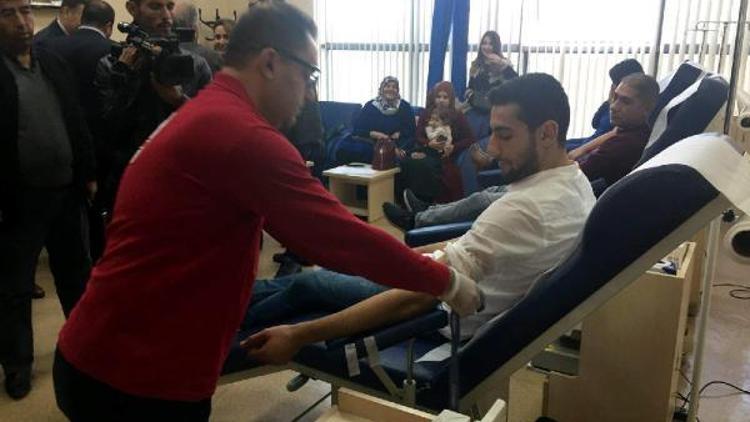 Siirtte sağlıkçılardan kan bağışı