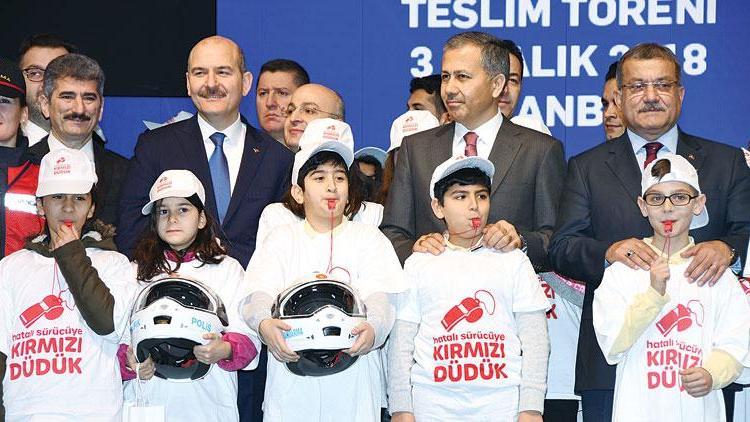 İstanbul trafiği zabıtaya geçecek