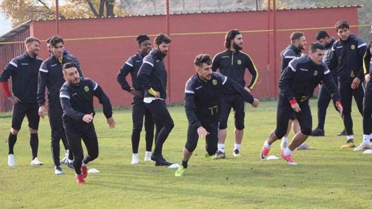 Evkur Yeni Malatyaspor’da kupa mesaisi moralsiz başladı