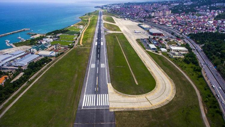 Trabzon Havalimanı... Pilotun telefonuna gelen mesaj ortalığı karıştırdı
