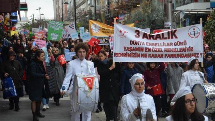 Avcılarda Engelleri kaldırın yürüyüşü