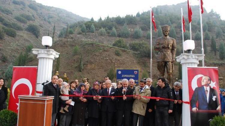 Salihlide şehitler için orman alanı oluşturuldu