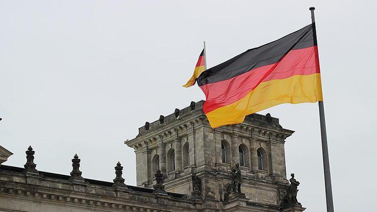 Almanyanın Suudi Arabistana silah satışı devam ediyor iddiası