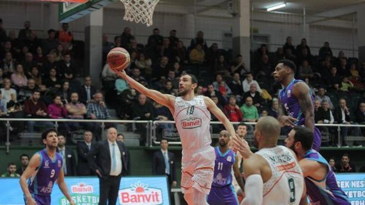 Banvit - Afyon Belediyespor: 72-71