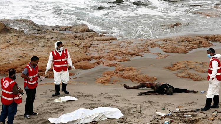 Akdenizde göçmen trajedisi: 12 ölü, 3 kayıp
