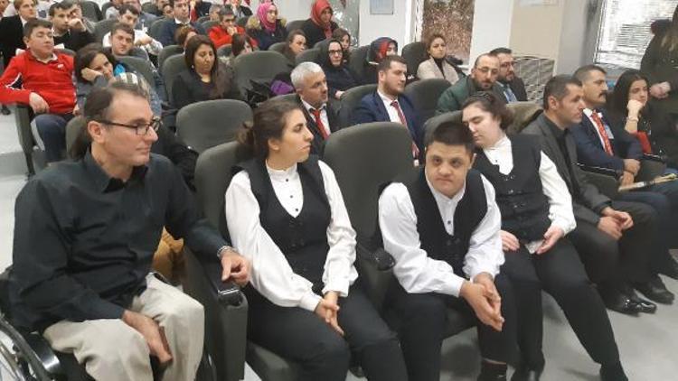 Atatürk Havalimanı apronunda Engelsiz Yaşam semineri