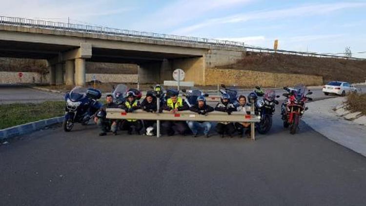Tekirdağlı motosikletçilerden çelik bariyer protestosu