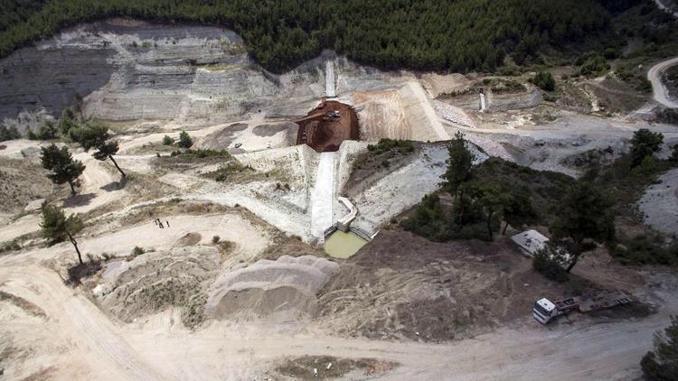 Gördes Karayağcı Barajının yüzde 80i tamamlandı