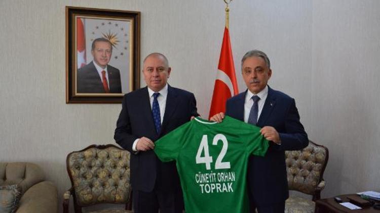 Konyaspor Başkanı Kulluk: Kocaman ile başarılı günlerimize döneceğiz