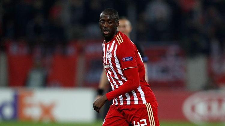 Olympiakos Yaya Toureyi gönderdi