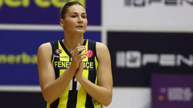 Fenerbahçeli kadın basketbolcular, Letonya deplasmanında