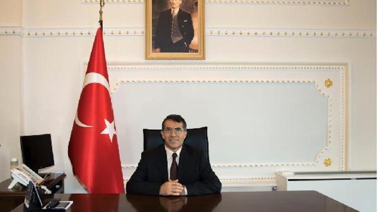 Atatürk ve İstanbul Havalimanı Mülki İdare Amirliğine Ahmet Önal getirildi