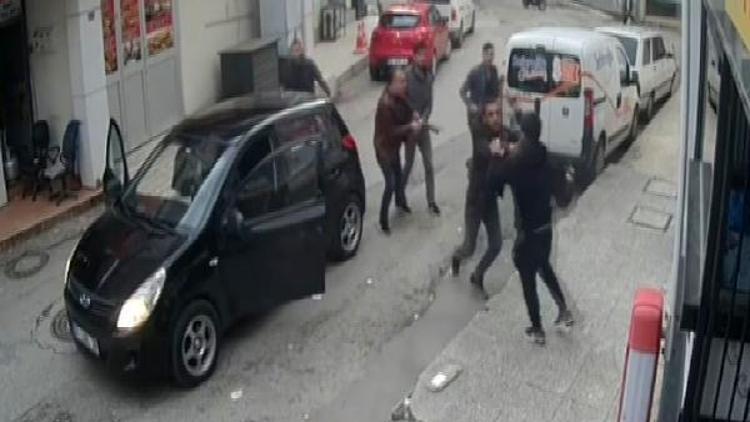 Antalyada 2 kişinin yaralandığı kavgaya 9 gözaltı