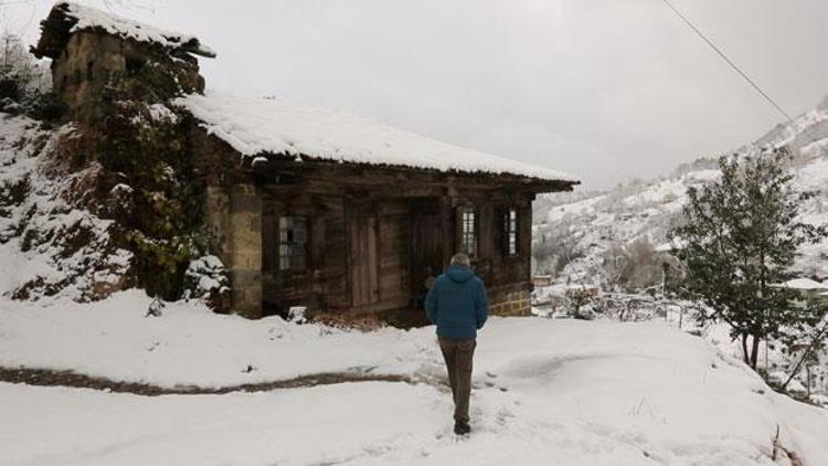 Karadeniz’in mistik ağacı Karayemiş belgesele konu oldu