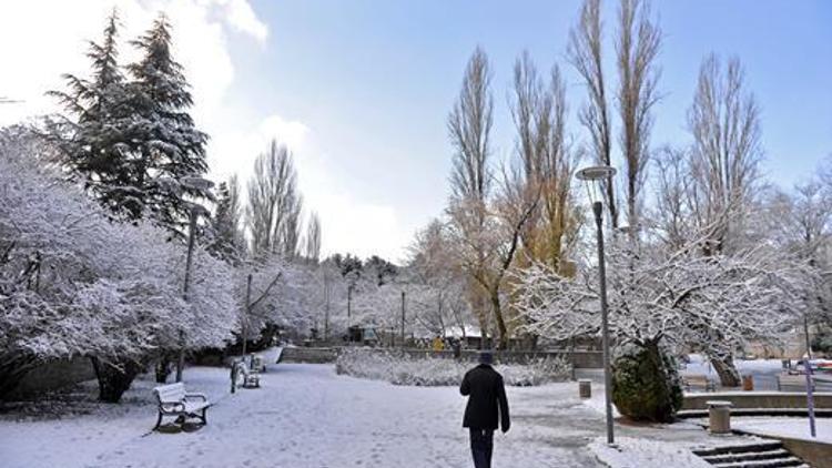 Başkent’te kışın ilk karı