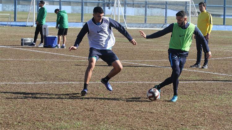 Adana Demirspor pas ve taktik çalıştı