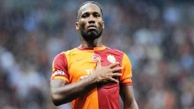 Golcüyü o getiriyor Drogba...