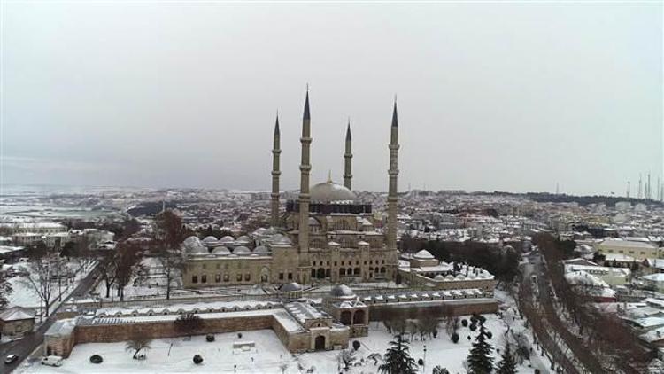 Edirne ve Tekirdağ’da 4 ilçede okullar tatil