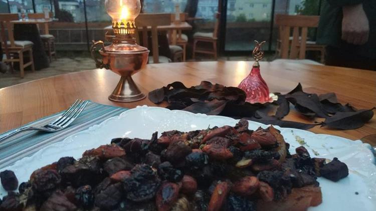 Turistlerin vazgeçilmezi Osmanlı saray mutfağı yemeği 'mutancana'