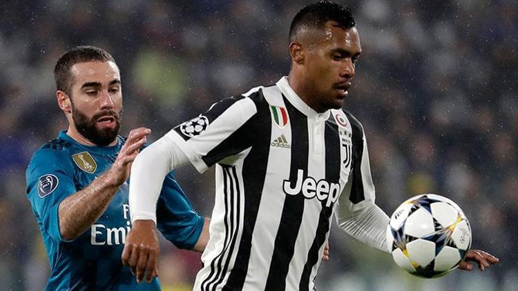 Alex Sandro imzayı attı