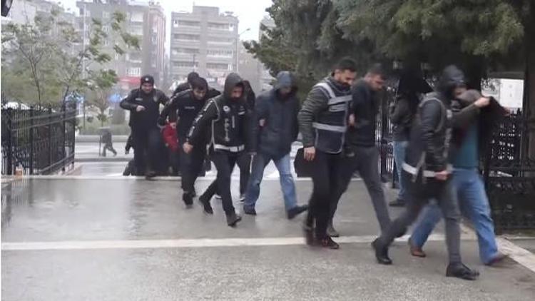 Mardin merkezli FETÖ operasyonunda 18 tutuklama