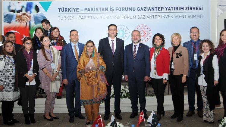 Türkiye Pakistan İş Forumu Gaziantep Yatırım Zirvesi gerçekleşti