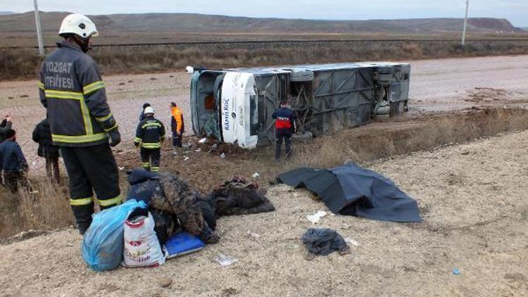 Yozgatta yolcu otobüsü devrildi: 1 ölü, 18 yaralı (2)