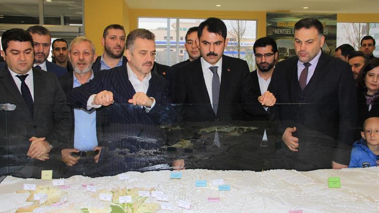Bakan Kurum İstanbulda kentsel dönüşüm projelerini inceledi