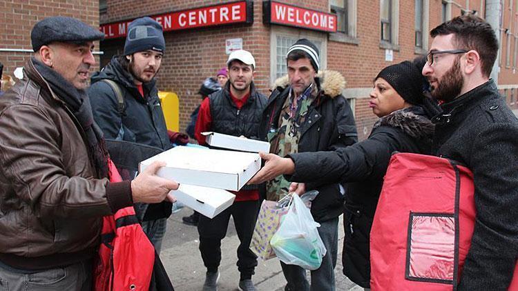 Kanadada Türk pizzacıdan evsizlere yardım